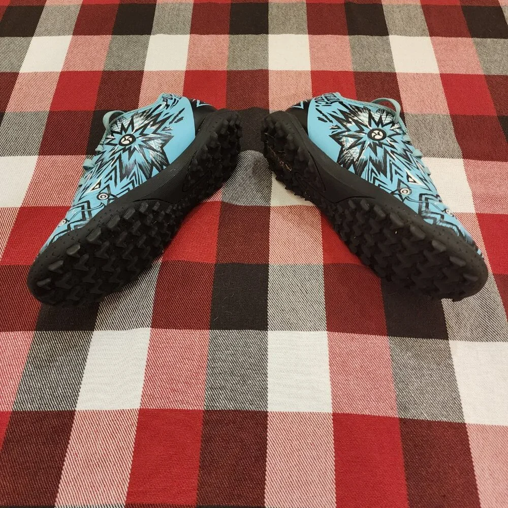 PUMA x Christian Pulisic CP10 Ultra Play Turf Soccer Cleats – Big Kid 3.5 (EU 35 - Picture 7 of 8